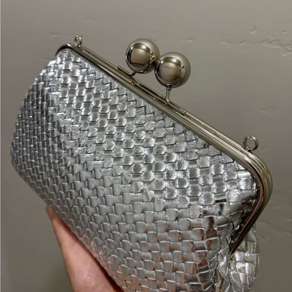 Stunning Silver Woven Leather Handmade Large Ball Kisslock Purse/Multi Use Bag - Picture 11 of 12